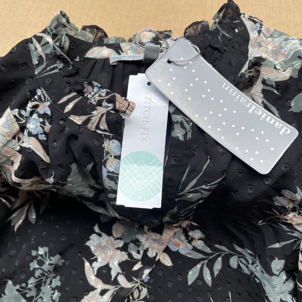 Daniel Rainn Black & Floral Sheer Ezperanza Ruffled Neck Detail Blouse - SIZE S